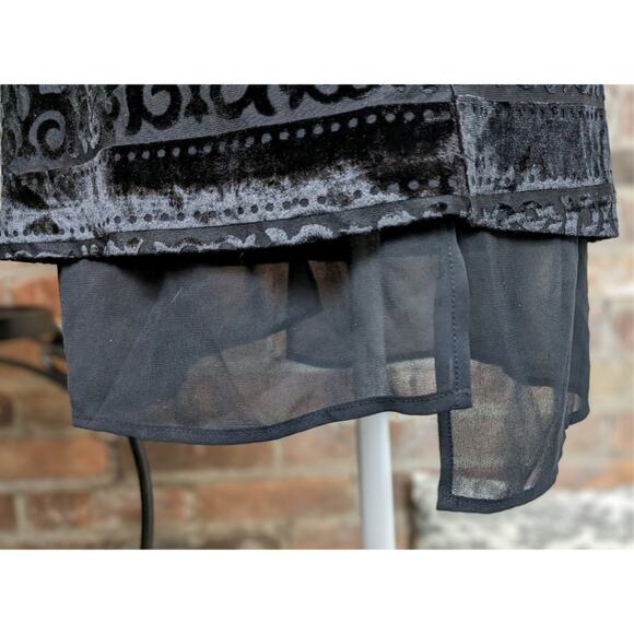 ASTR Shift Minidress Small Black Burnout Flocked Velvet Sheer Keyhole Back Sexy - Picture 6 of 10